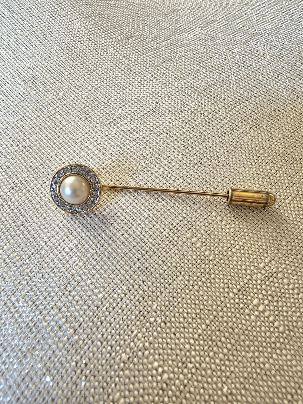 Vintage Crown Trifari Pearl & Rhinestone Halo Stick Pin 1950s - Picture 3 of 10